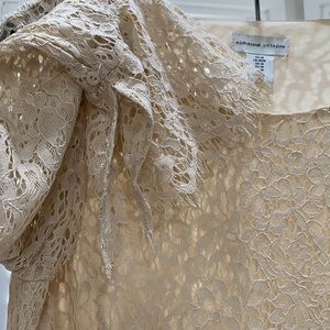 EUC Adrienne Vittadini Lace Top